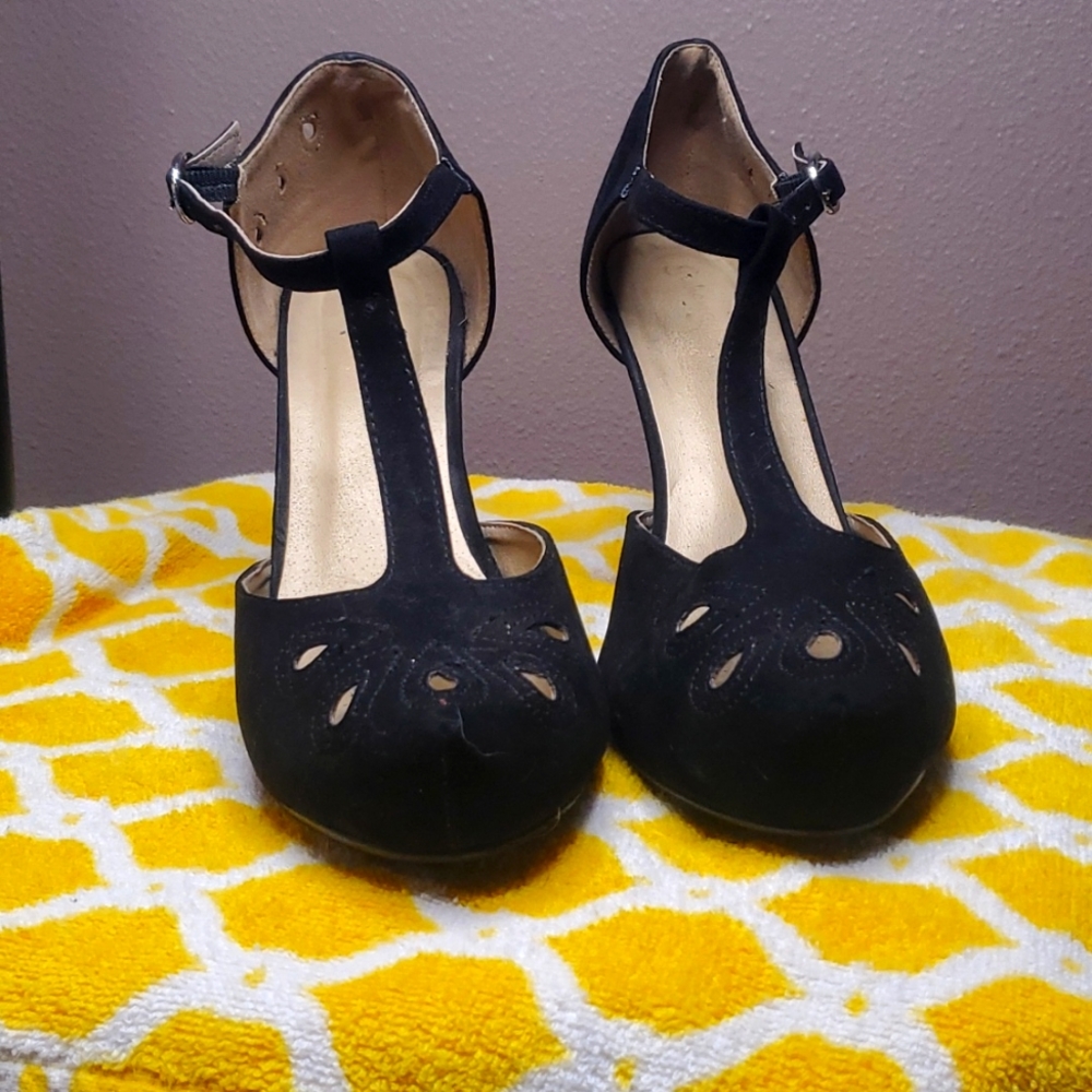ModCloth The Zest is History Heels-Black-Size 9